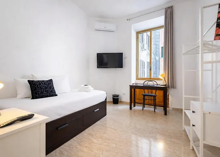 Elegant 2br Near Colosseum & San Giovanni Metro * Rom