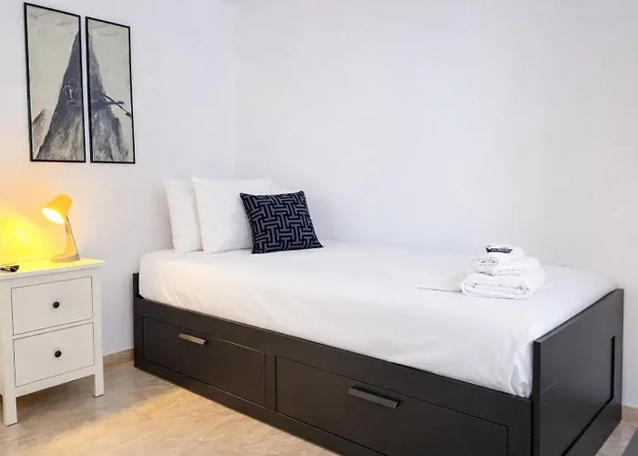 Elegant 2br Near Colosseum & San Giovanni Metro *