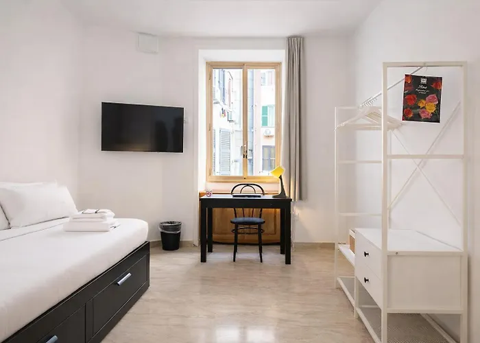 Apartment Elegant 2br Near Colosseum & San Giovanni Metro